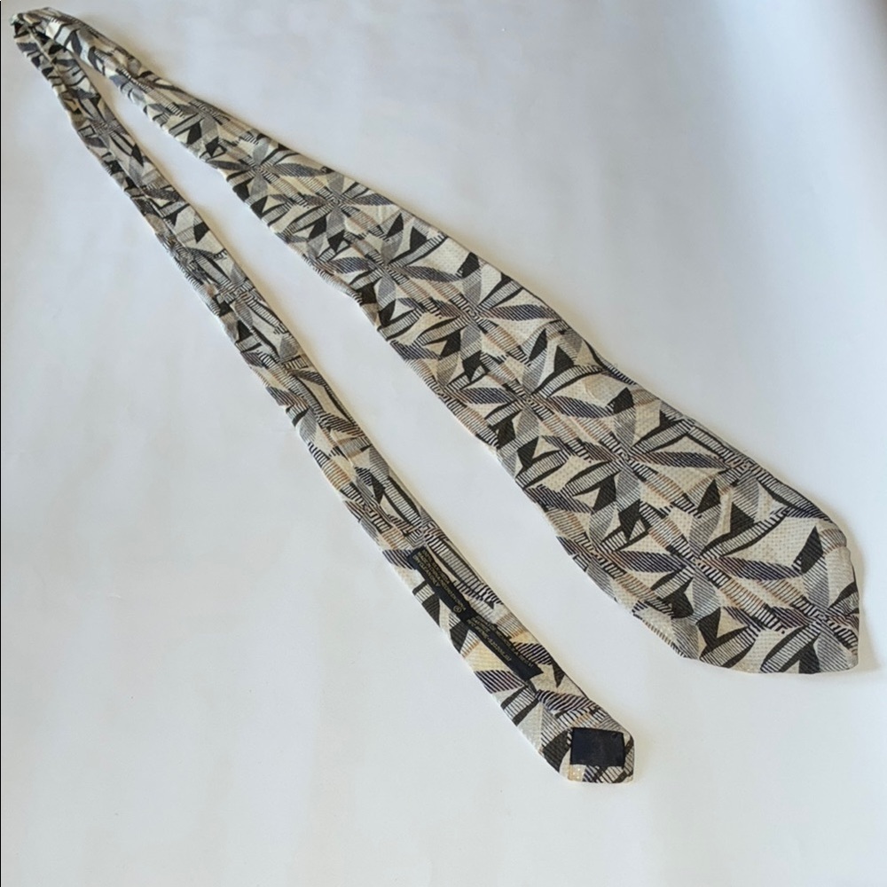 100% Silk Geometric Patterned Tie - image 2
